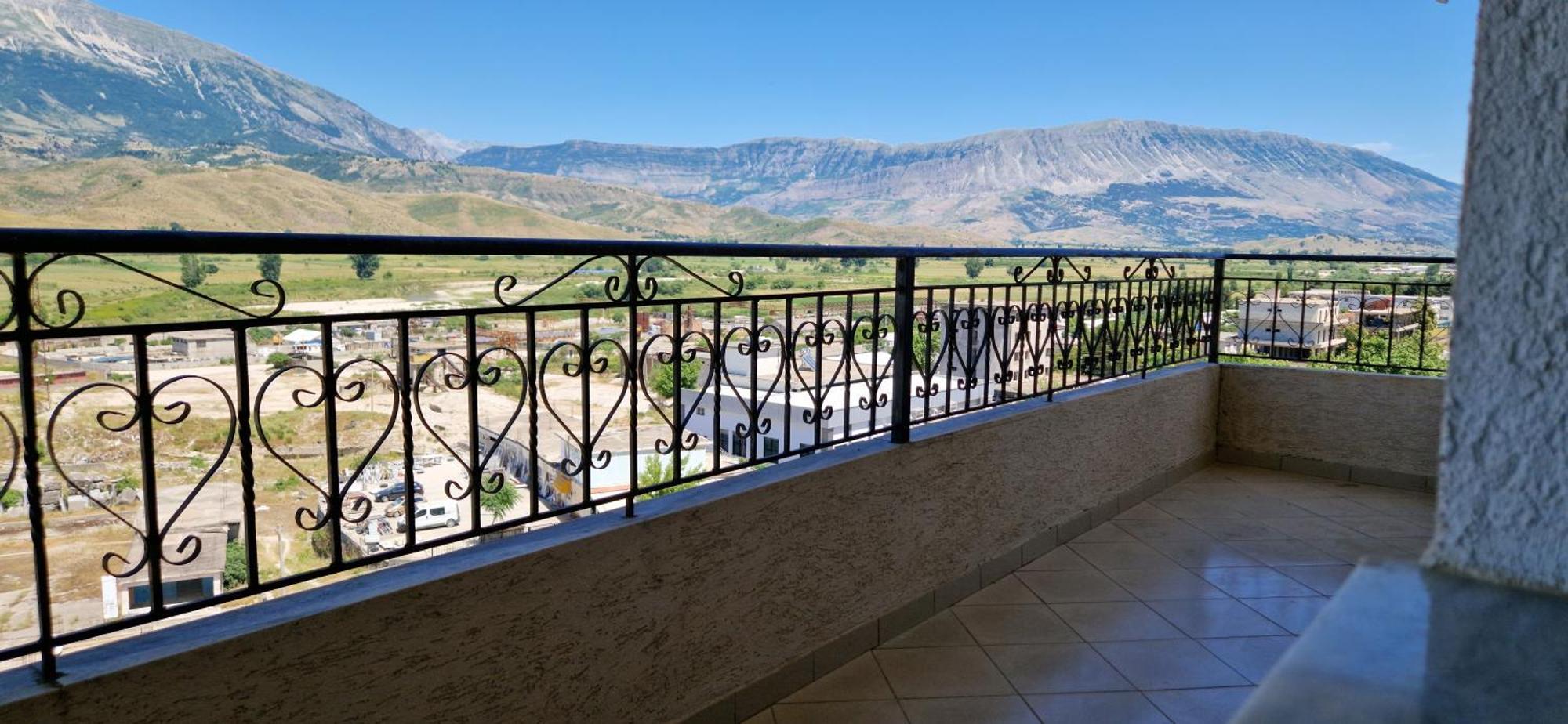 Shena Guest House Gjirokastër 외부 사진