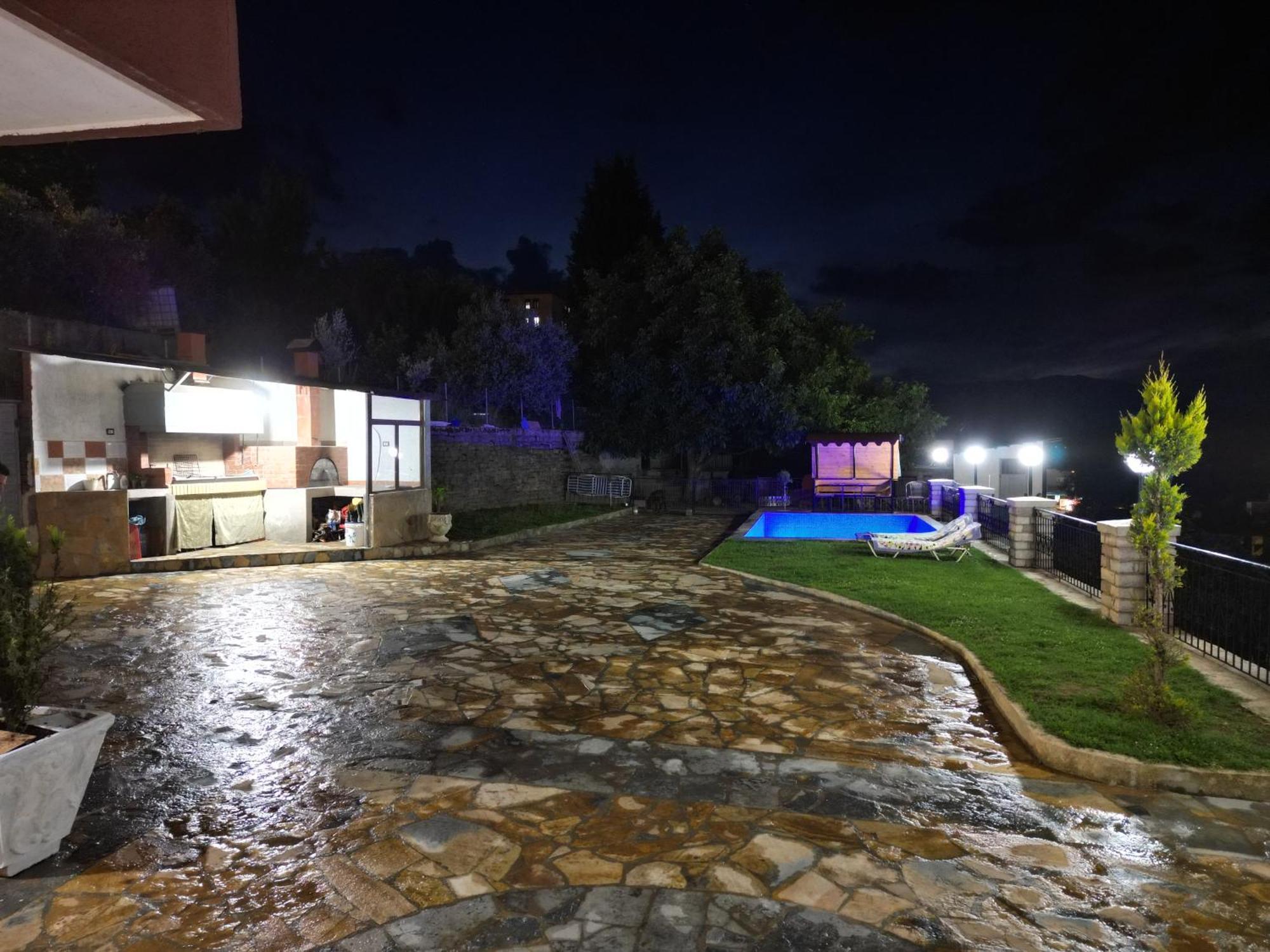 Shena Guest House Gjirokastër 외부 사진